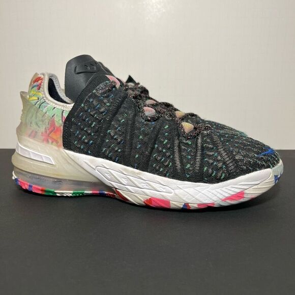 Kids NIKE LeBron XVIII 18 Multi Color Athletic Shoes / 6.5Y - 8 Womens - Picture 1 of 9